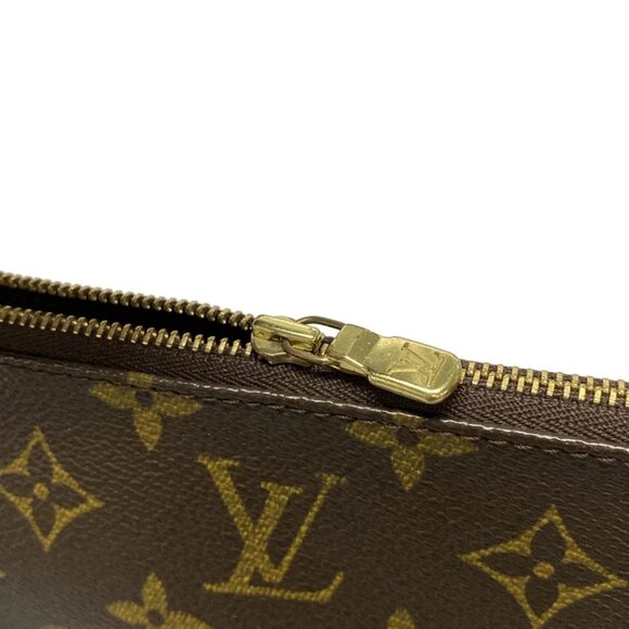LOUIS VUITTON Pochette Accessoires Monogram Handbag 728-082325 - Picture 10 of 14